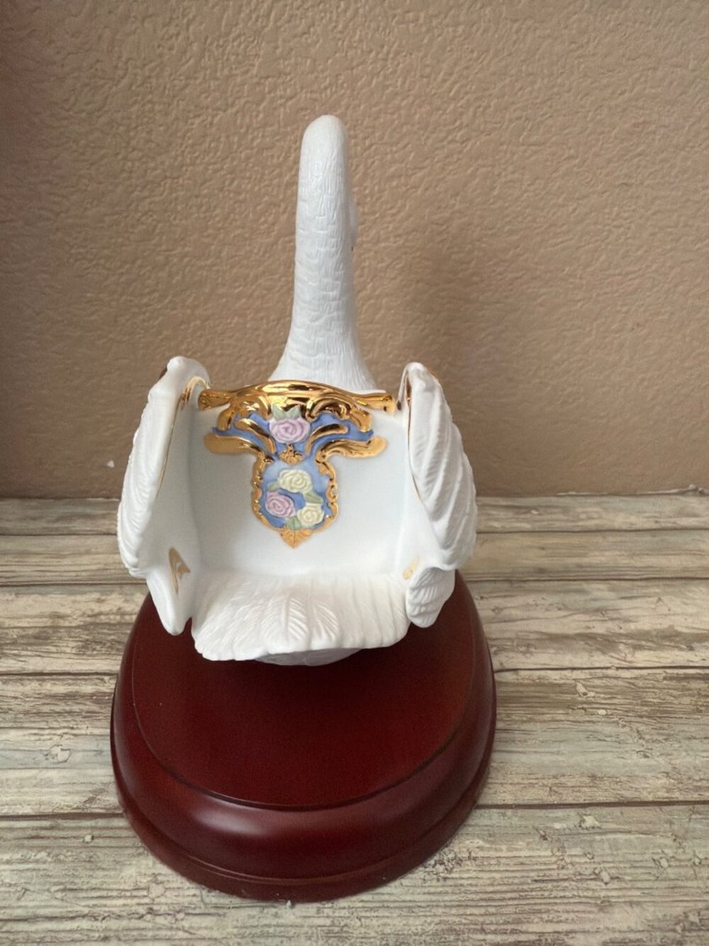 2009 Lenox 120th Anniversary Carousel Swan Chariot Limited Edition NEW in Box - Picture 8 of 16